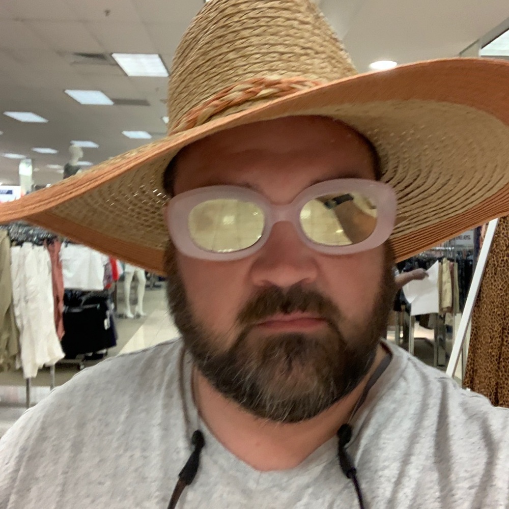 Meet your Posher, Jamie